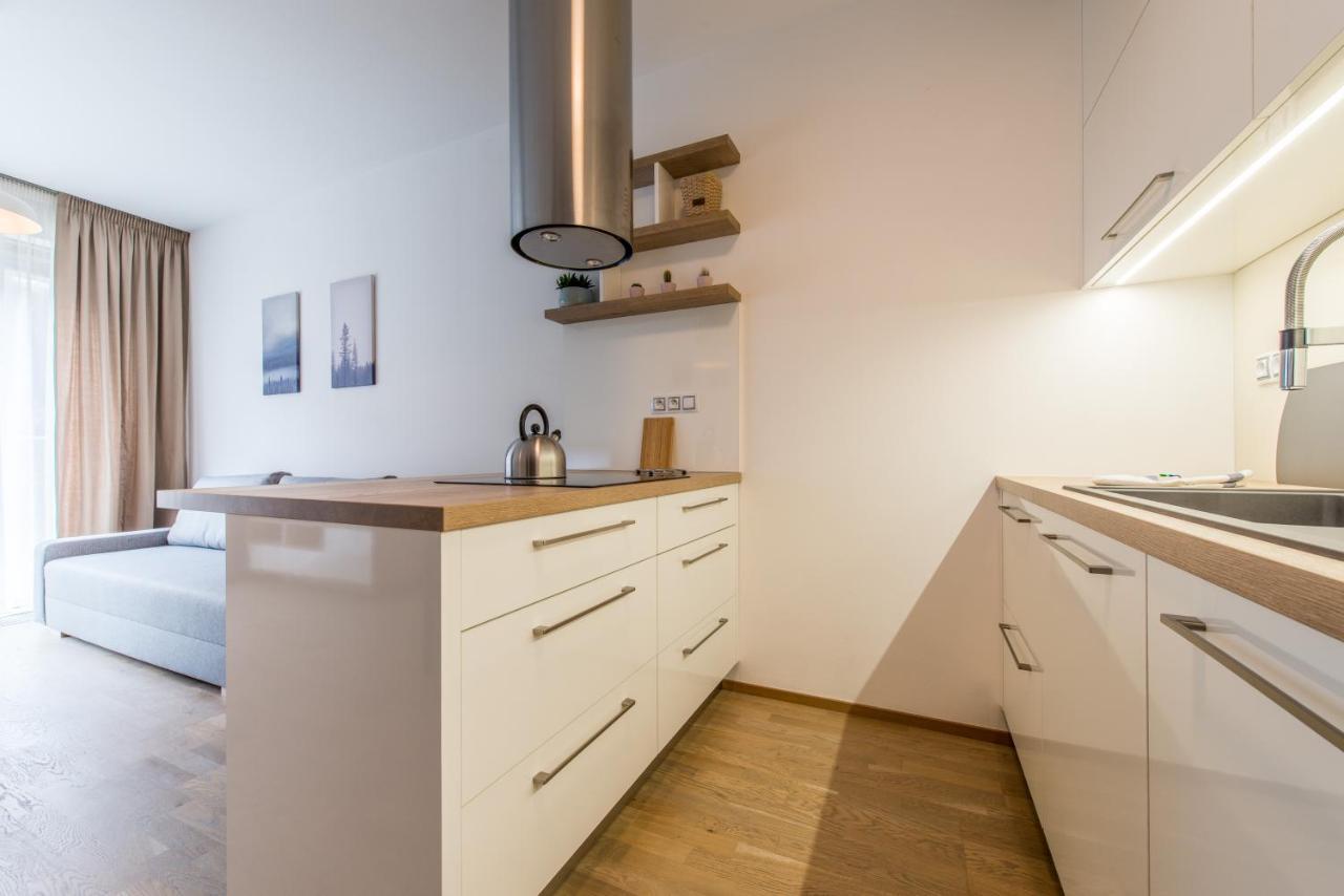 Mozart Central Apartments With Garage Prague Exterior photo